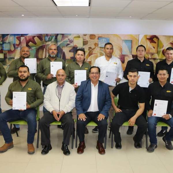 ENTREGA DE CERTIFICACIONES A MATCO CATERPILLAR